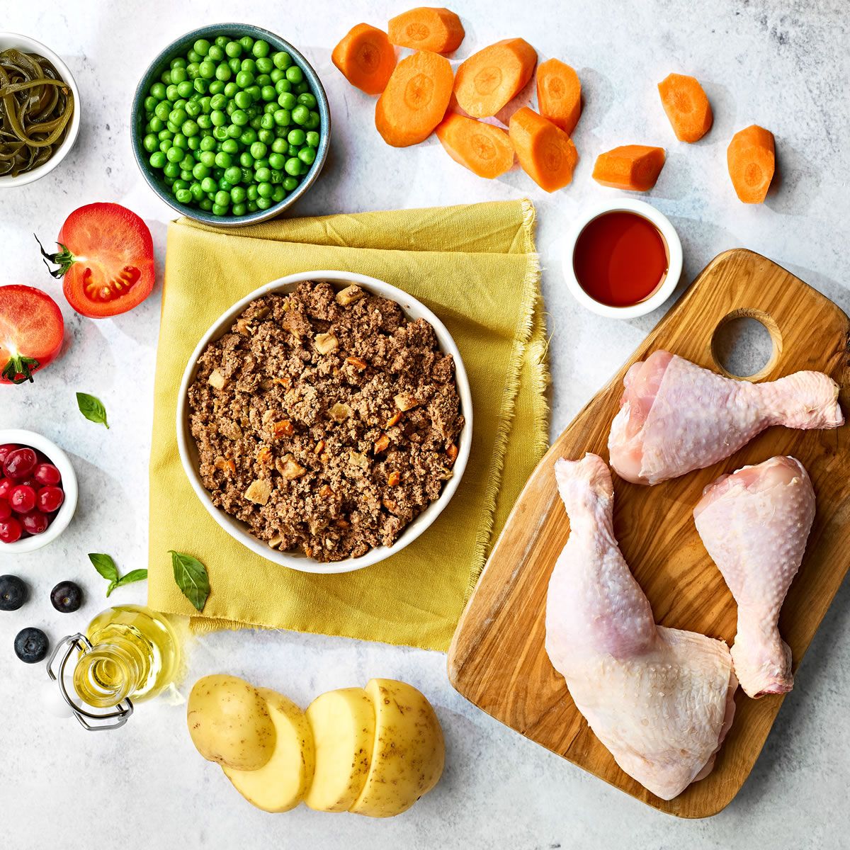 Naturo Adult Dog Grain Free Chicken & Potato with Vegetables Wet Dog Food Trays, Naturo, 12 x 400g