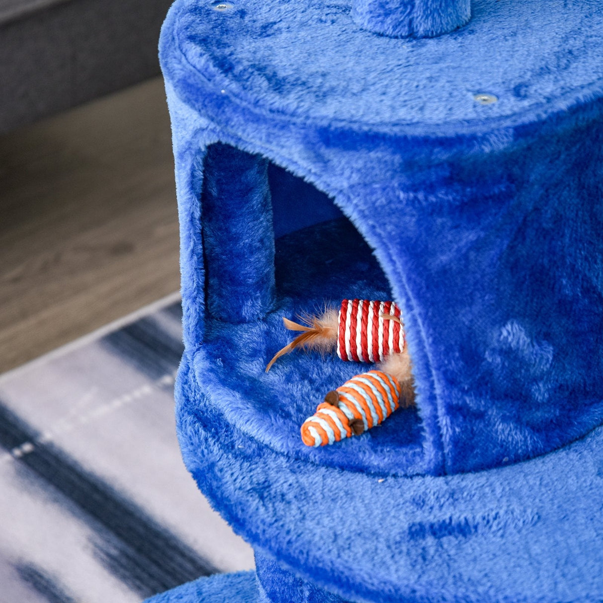 104cm Cat Tree Tower with Condo, Perch & Scratch Posts, PawHut, Blue