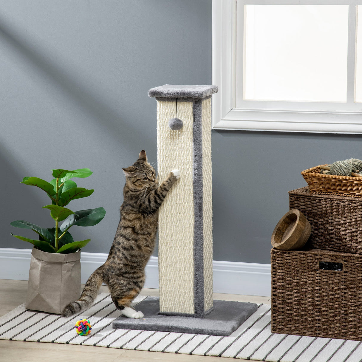 81cm Cat Scratcher, Vertical Full Scratcher with Natural Sisal Rope, Hanging Ball and Soft Plush, Grey, PawHut,