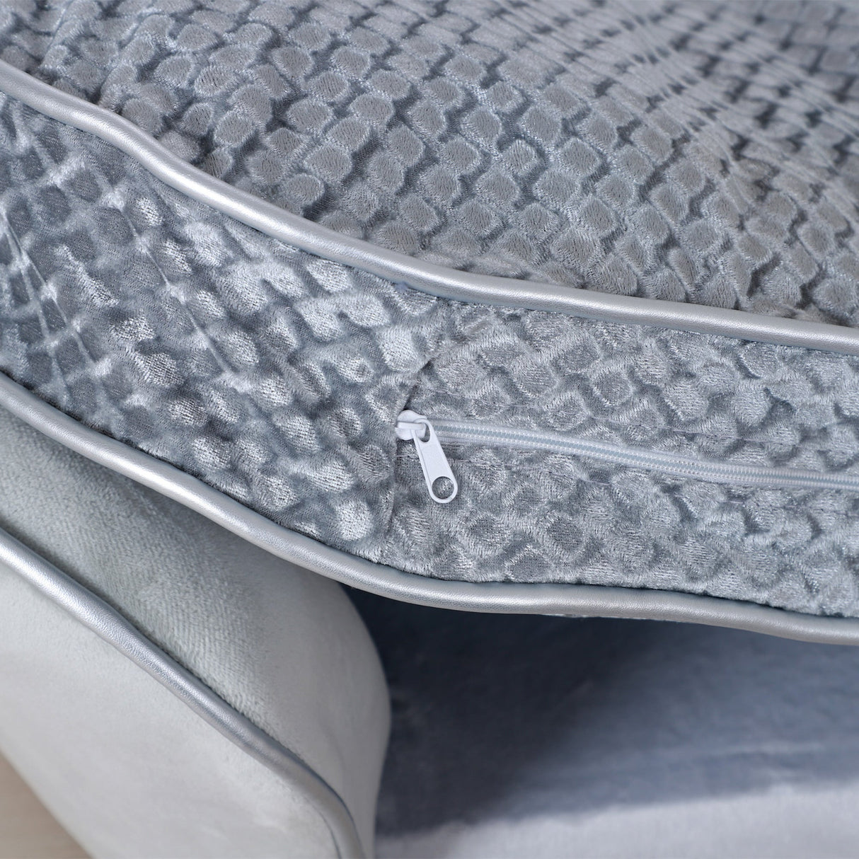 Dog Sofa for XS and S-Size Dogs with Thick Sponge Padded Cushion, Cat Lounge Bed with Washable Cover, Wooden Frame, PawHut,