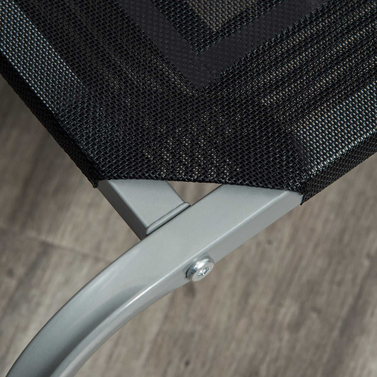 Elevated Pet Bed Cooling for Large Sized Dogs with Non-slip Pads Steel Frame Breathable Mesh Fabric, 130 x 90 x 20 cm, PawHut,